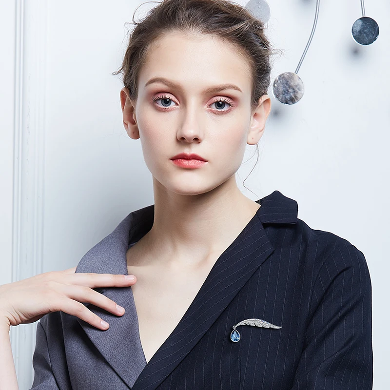 CDE Fashion стразы броши в форме пера с синими кристаллами капли воды Броши пальто