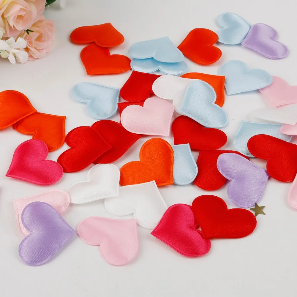 

100Pcs/pack 2cm 3cm Romantic Sponge Satin Fabric Heart Petals Wedding Confetti Table Bed Heart Petals Wedding Party Decoration