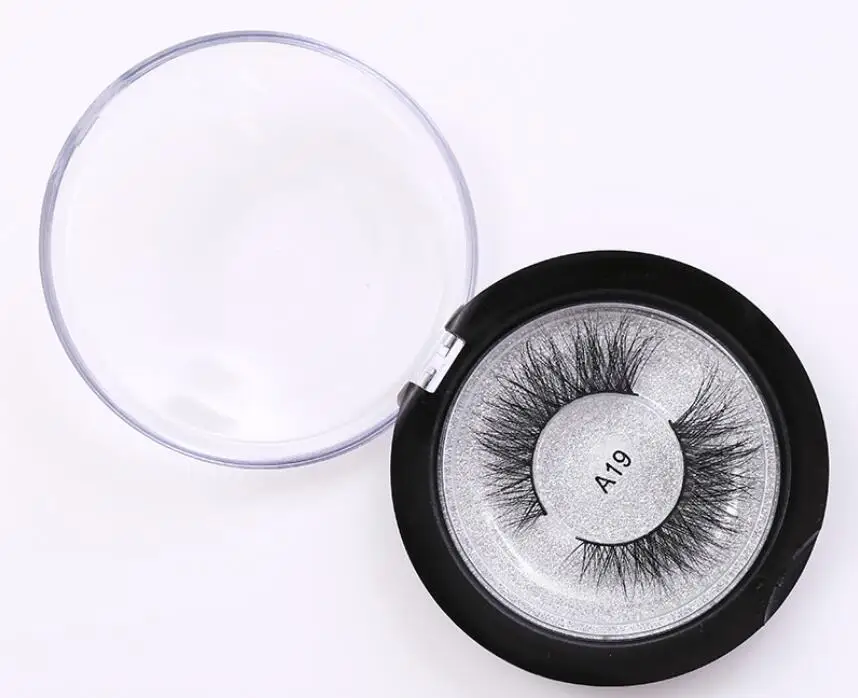 winged eyelashes (2)