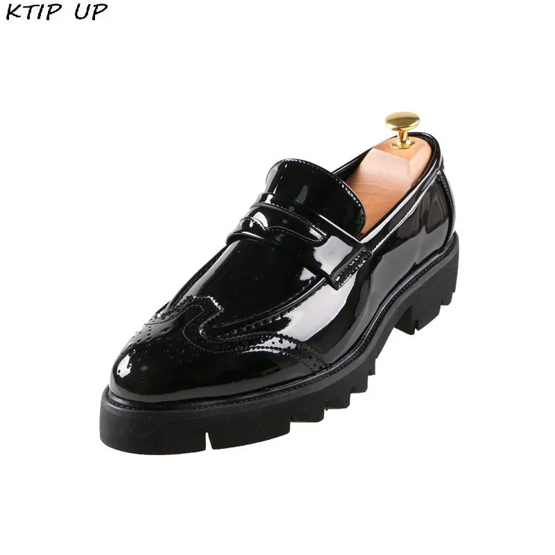 

Luxury Men Shoes Loafers Leather Luxury Chaussure Homme Fashion Groom Wedding Shoes Men Luxury Italian Style Oxford Mens Shoes