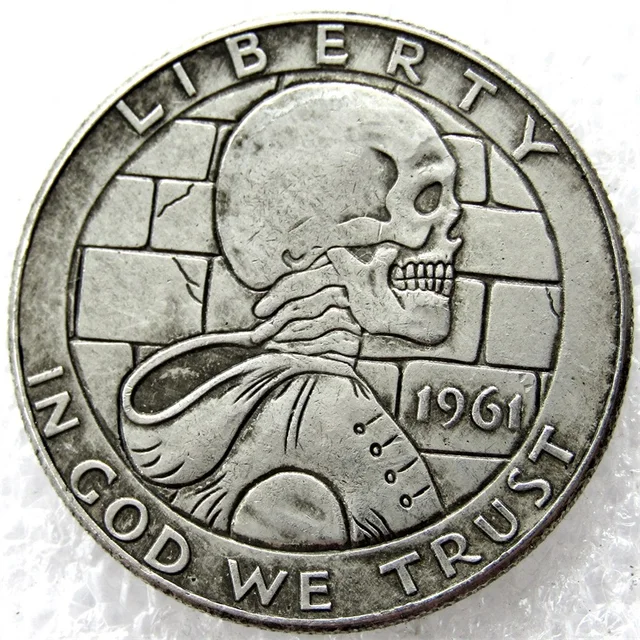 Cheap Hobo Creative 1961 Franklin Silver Half Dollar skull zombie skeleton hand carved Copy Coins