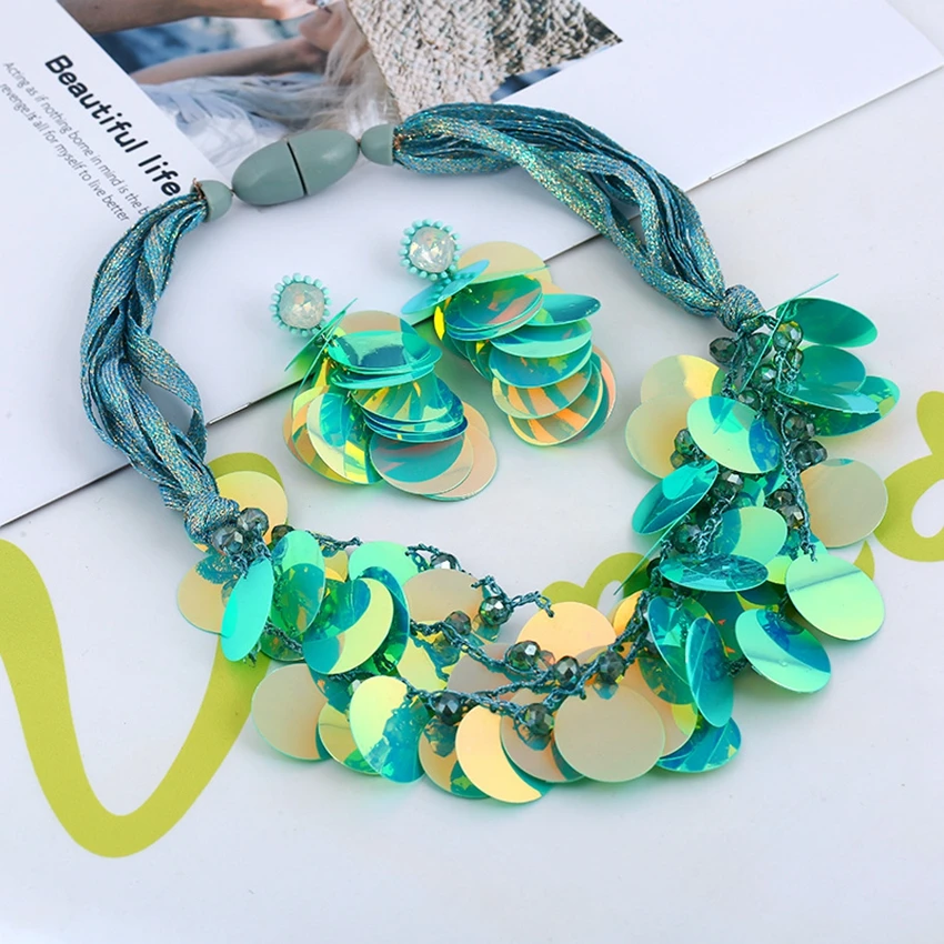 necklace earrings