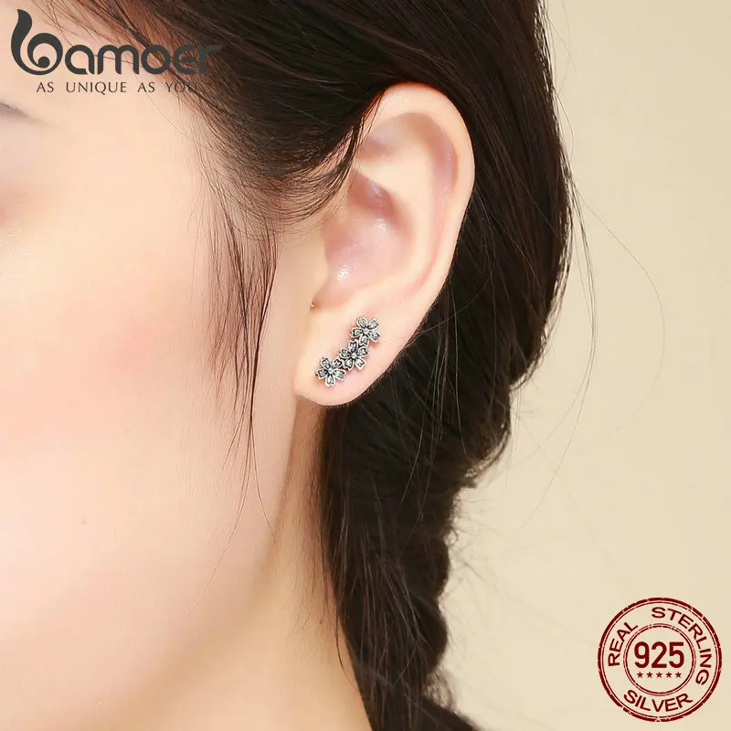 BAMOER 925 Sterling Silver Daisy Flower Clear CZ Stud Earrings for Women Sterling Silver Jewelry Valentine's Day Gift SCE419