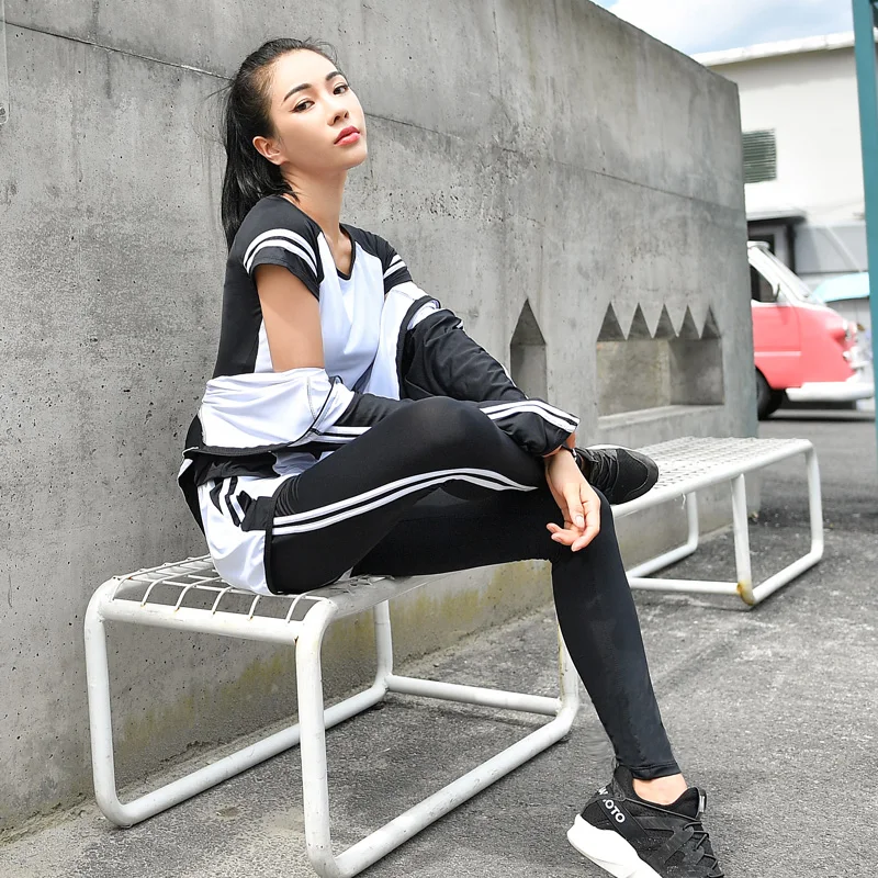 

2018 New Yoga Set Running Sport Suit Exercise Tracksuits For Women Jacket+Shirt+Short+Pants 5 pcs Fitness Breathable Gym Clothes