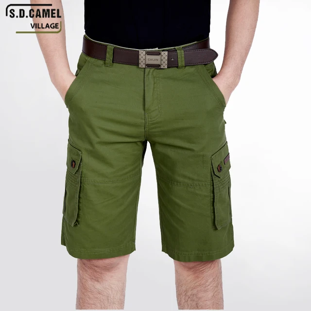 korte broek op het werk