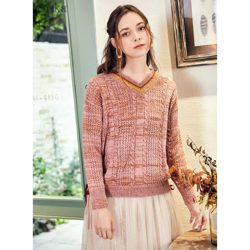 Baratos Liquidación ARTKA 2018 invierno mujer Casual todo fósforo cuello en V fina moda hombro caída suéter femenino YB15181Q