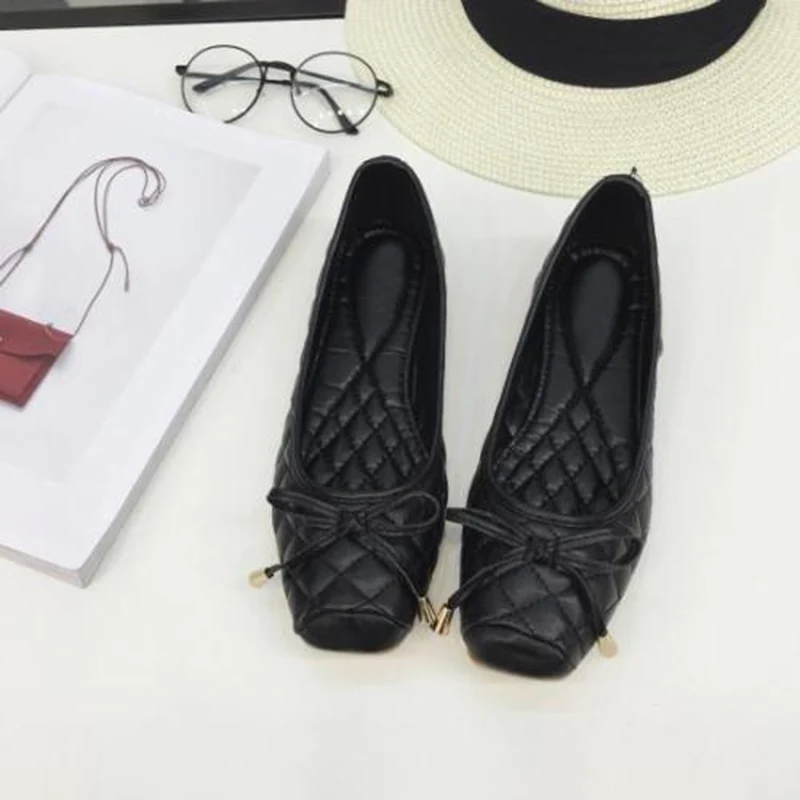 Новинка года; весенняя обувь; женская обувь на плоской подошве с квадратным носком; мягкие тонкие туфли; женская брендовая обувь; модная обувь на плоской подошве с бантом; ZH2496 - Цвет: Черный