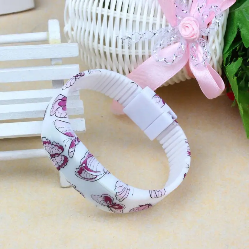 

relogio masculino erkek kol saati  reloj mujer  Girl Sports Silicone Digital LED Bracelet Wrist Watch Jun20 supper fun