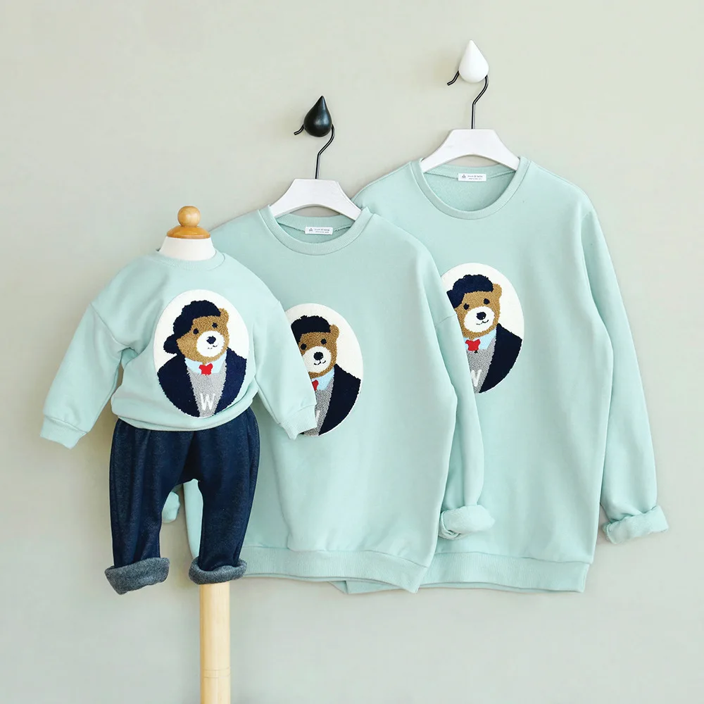 2016 Зима футболка Медведь Хорошее качество мать и дочь отец детская одежда семья