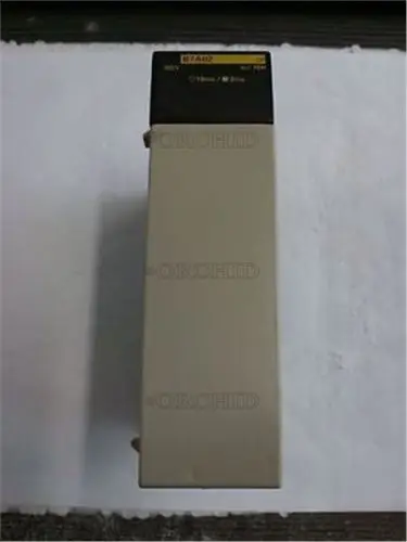 

2PCS 1Pc Used OM+ Cqm1-B7a02 Plc Module J