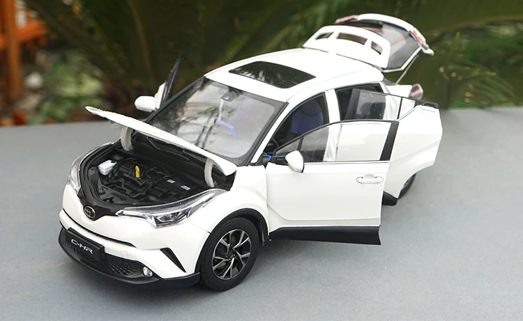 6 цветов 1:18 TOYOTA C-HR модель из цинкового сплава, высококачественная металлическая коллекция и Подарочная модель автомобиля украшения