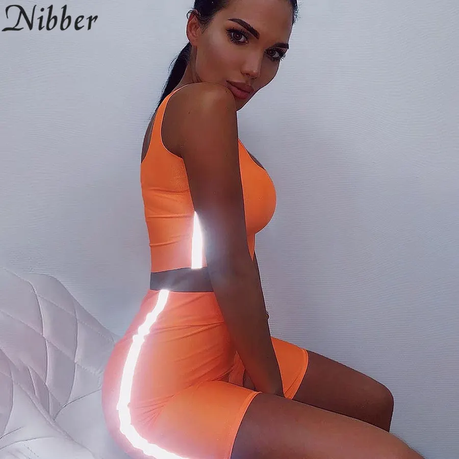 Nibber النيون اللون عاكسة خليط النساء قطعتين مجموعة 2019 الصيف عارضة المحاصيل أعلى النساء السراويل يغطي الرجل الرياضية بدلة عدو