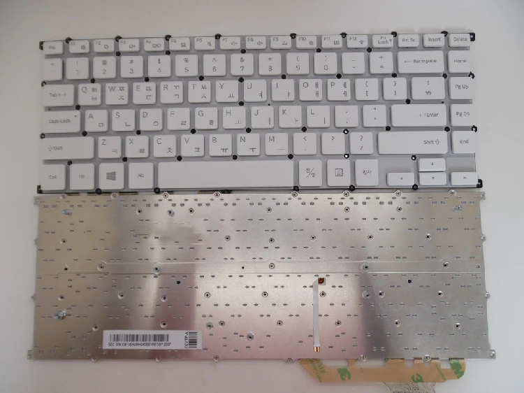 

News laptop keyboard for SAMSUNG NP900X5L 940Z5L 940Z5J BA59-04045B KOREAN/US layout