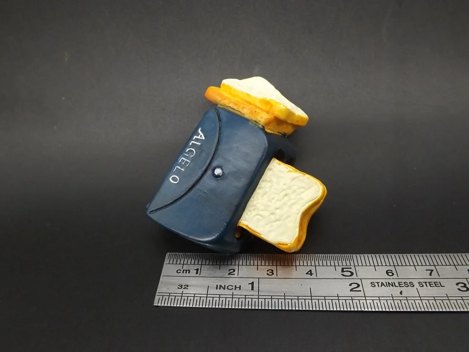 Tiny-Food002-Bread (9)