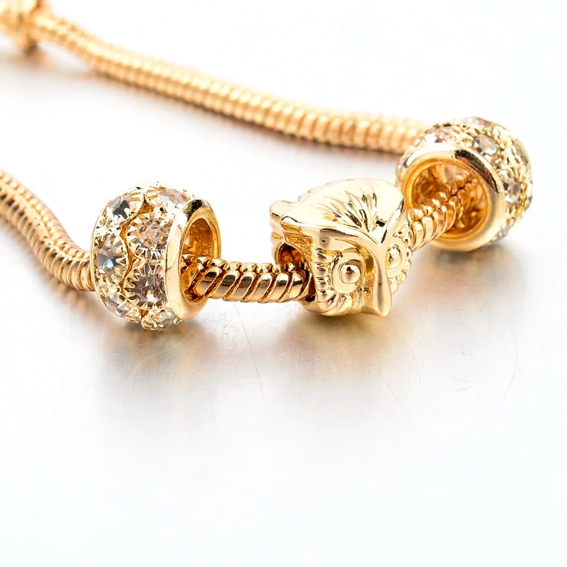 Attrtto Сова очаровательные браслеты для женщин Роскошные браслеты из золотой цепи и браслеты ювелирные изделия браслеты персонализированный браслет SBR160013