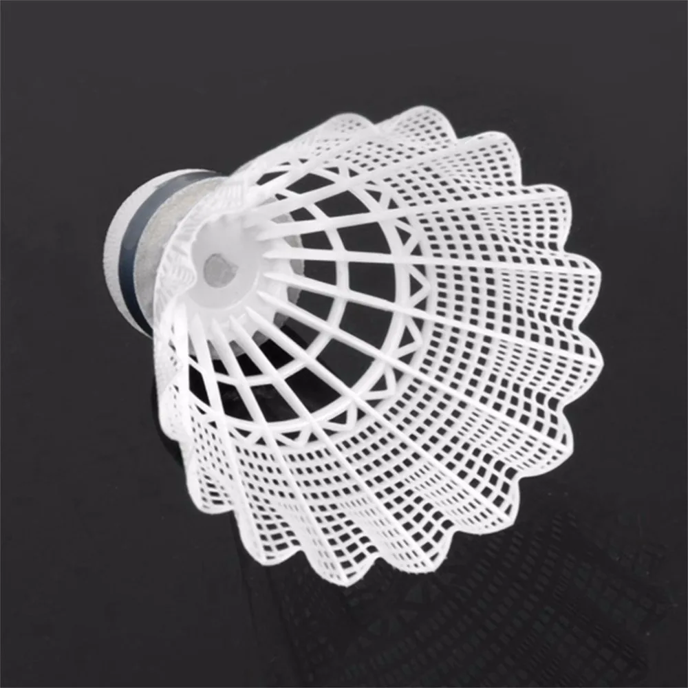 Reiz 6 unids/set Super durable luz plástico amarillo/blanco nylon Bádminton entrenamiento pelota de plástico de transporte corcho madera cabeza Reiz 6 unids/set Super durable luz plástico amarillo/blanco nylon Bádminton entrenamiento pelota de plástico de transporte corcho madera cabeza