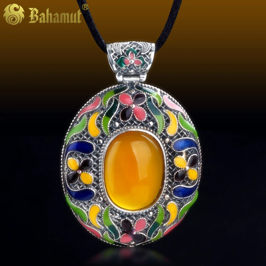 

Vintage Chinese-style Necklace 925 Silver Natural Material Pedant for Birthday Gift Unique Elegant Jewelry