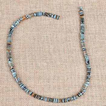 

There are two sizes of beads 9*6--4*6 MM and Different shapes Bead add Syn-thetic blue -striped pine Loose beads