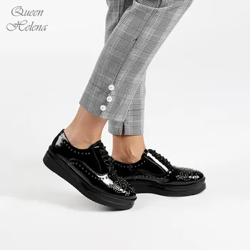 

Queen Helena Brogues wedge and studs