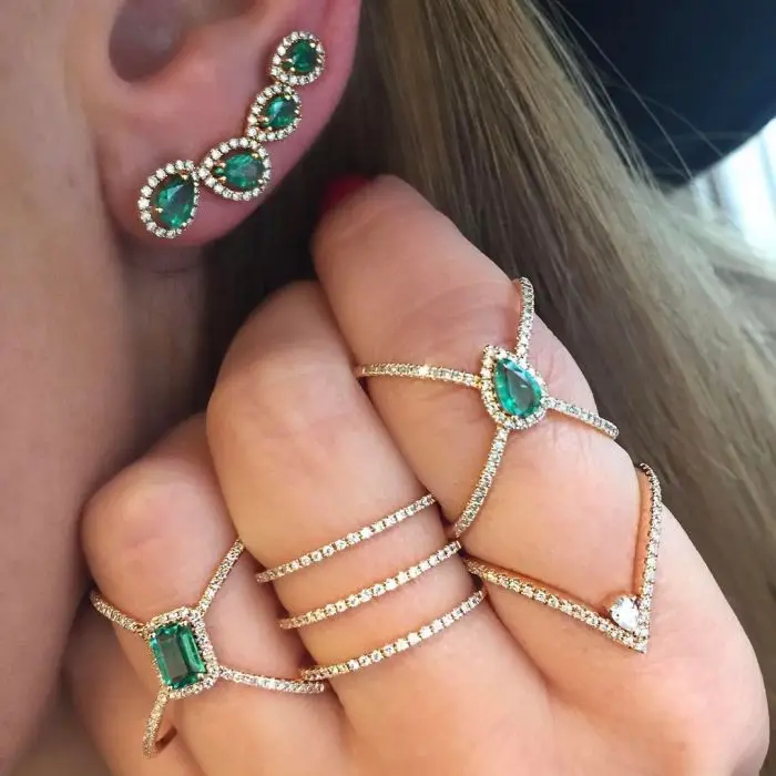 

Серьги-гвоздики женские с зеленым фианитом, Длинные украшения для ушей с камнем в форме слезы, романтичный свадебный подарок, ювелирные изделия