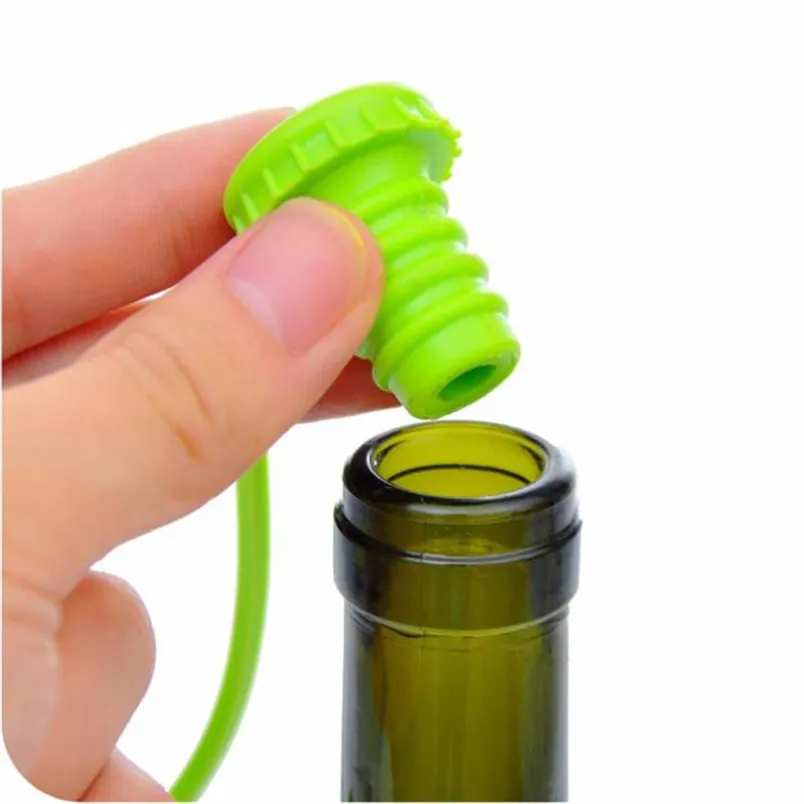 

Kitchen Anti-lost Silicone Hanging Button Seasoning Beer Wine Cork Stopper Plug Bottle Cap Cover Perfect Home Kitchen Tools