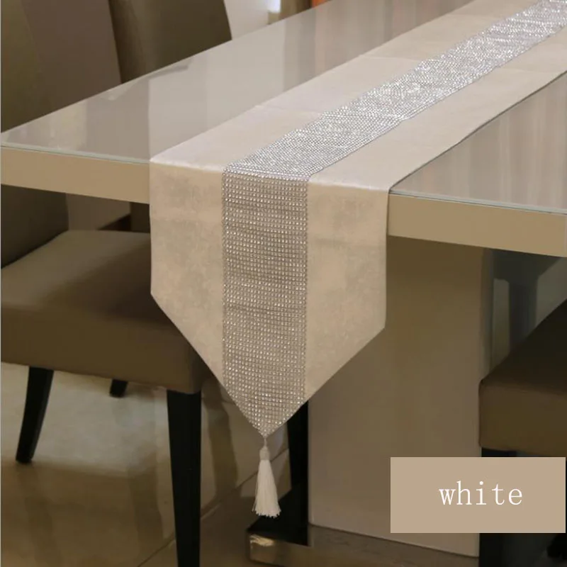 

Korean velvet Classic bright diamond velvet vertical drill Continental table flag Tablecloth European and Korean quality