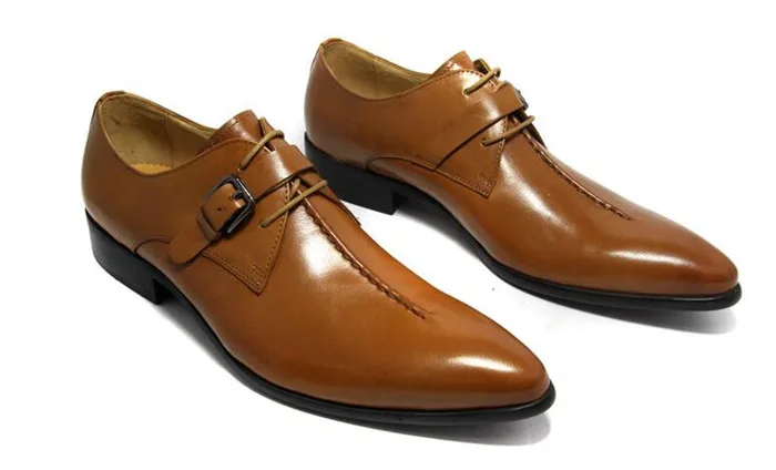 Модная обувь в британском стиле на не сужающемся книзу массивном каблуке простые кожаные мужские деловые мужские туфли с пряжкой на ремешке с острым носком