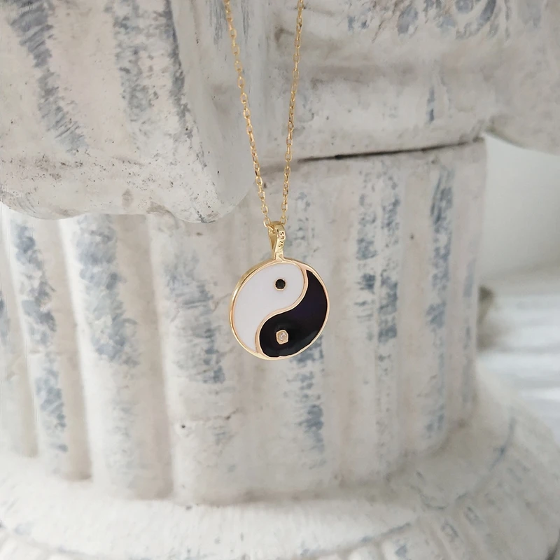 LouLeur 925 стерлингового серебра сплетни Подвески лисицы ожерелье элемент дизайн черный белый сплетни древняя лиса ожерелье для женщин