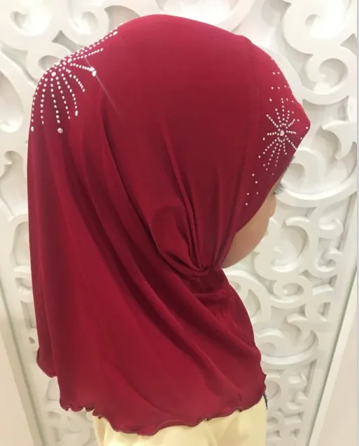 H1328 красивый маленький хиджаб для девочки со стразами мусульманские шапки, шарфы могут заказать один дюжин все черные или все белые