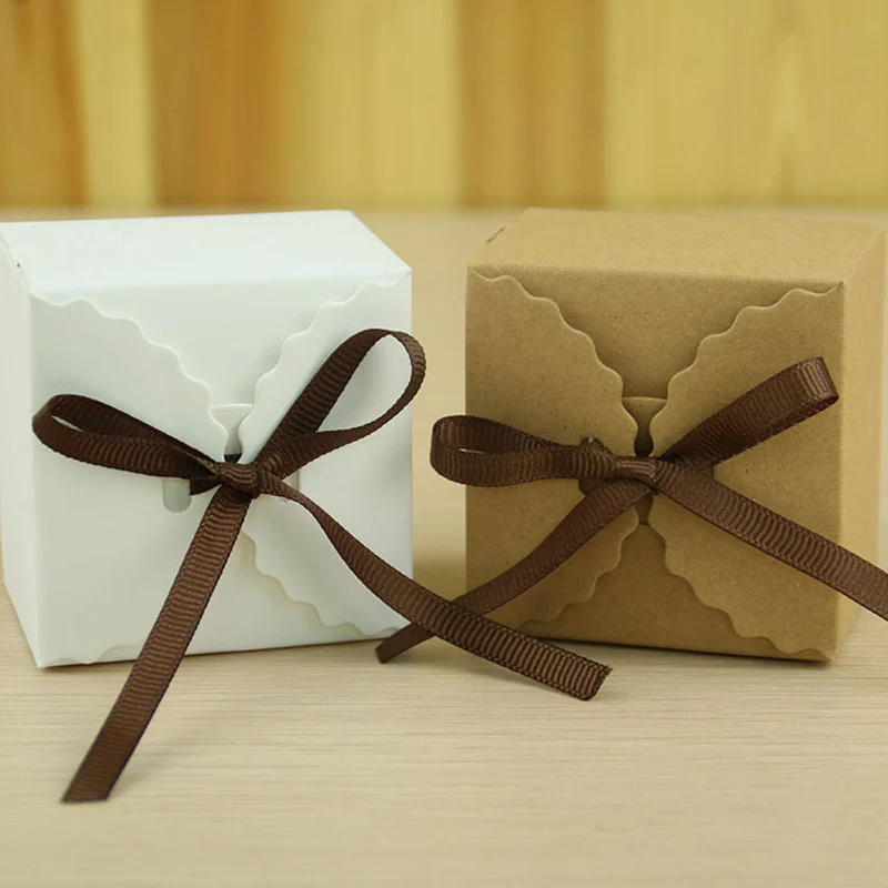 100 шт./лот простой тонкий крафт-Бумага белый/коричневый волны узор коробка конфет DIY специальные конфеты в подарочной коробке свадьбу день