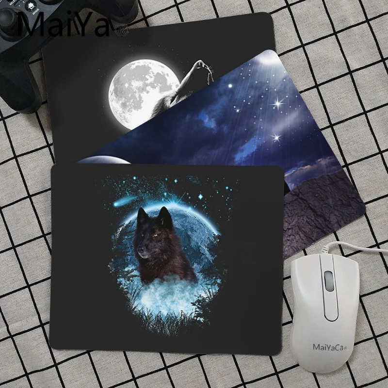 

Maiya High Quality moon wolf Anti-Slip Durable Silicone Computermats Top Selling Wholesale Gaming Pad mouse