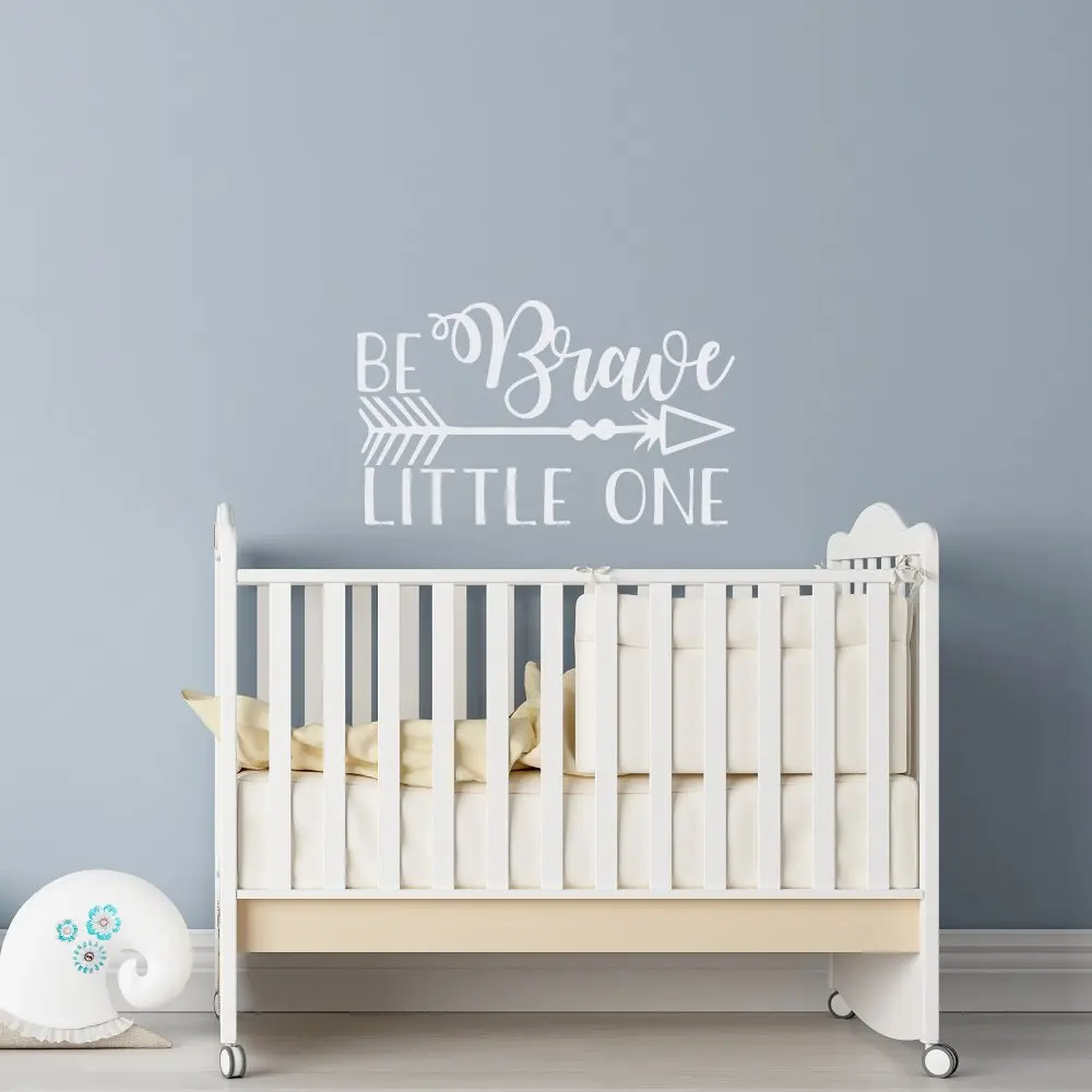 Наклейка на стену с цитатами Be Brave Little One декор для детской комнаты в лесу