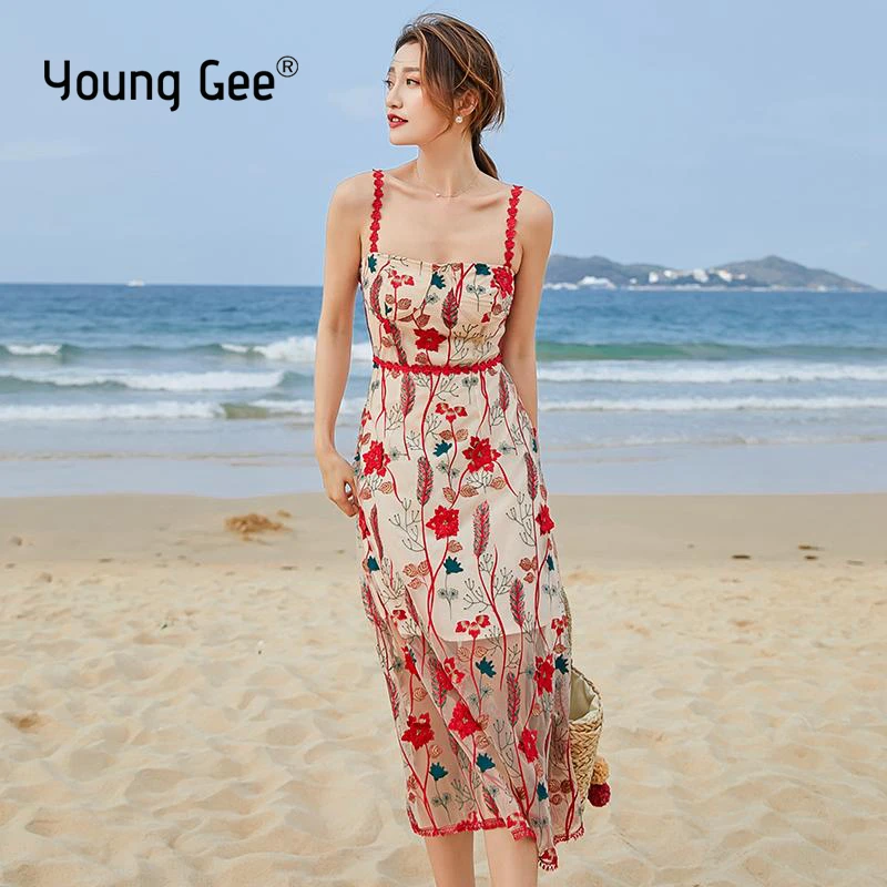Платье на тонких бретельках Young Gee подиумное кружевное платье до середины икры с