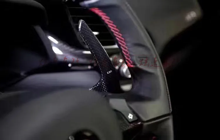 Подходит для Ferrari 488 GTB SPIDER refitted carbon fiber shift paddle