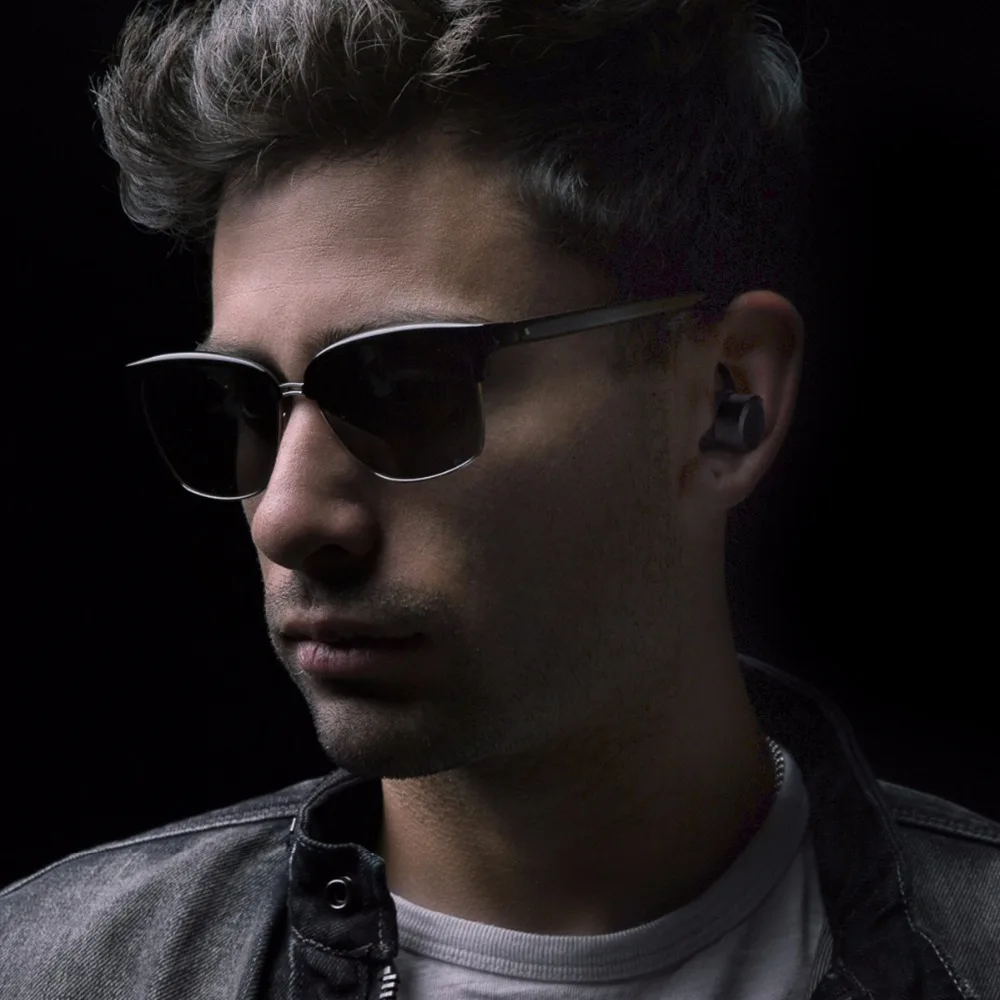 man wearing rockspace eb10