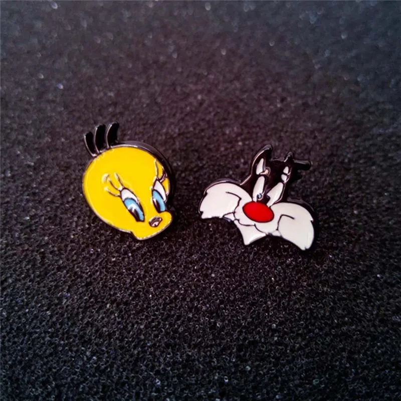 F121 Симпатичные Looney Tunes мультфильм Экспрессия женские серьги-гвоздики подарок модные ювелирные аксессуары