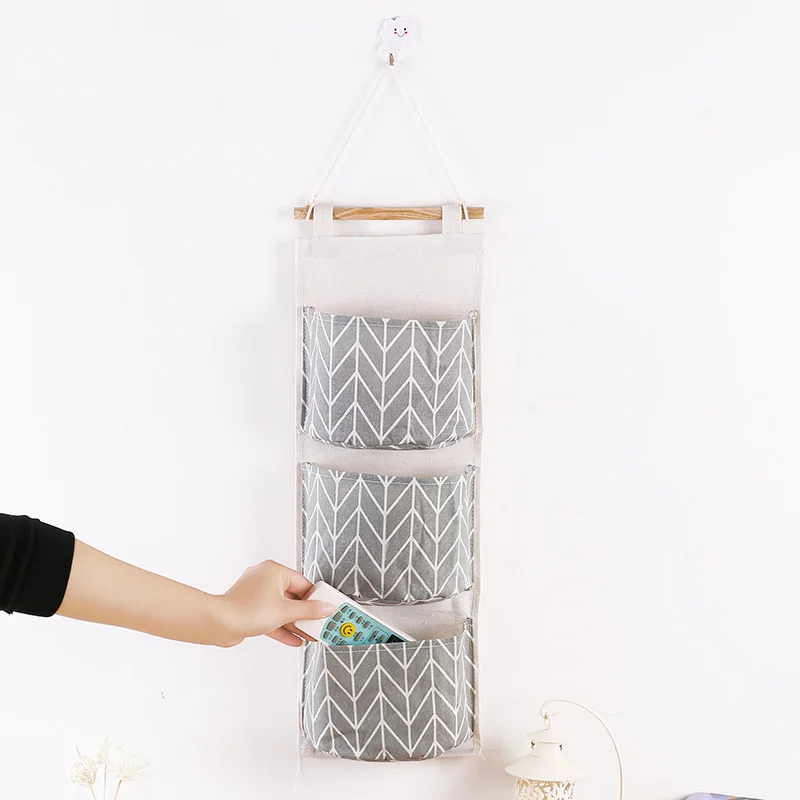 

Made of Cotton Linen Waterproof Three Layer Storage Hanging Bag for Storage Home Sundries and Daily Necessities