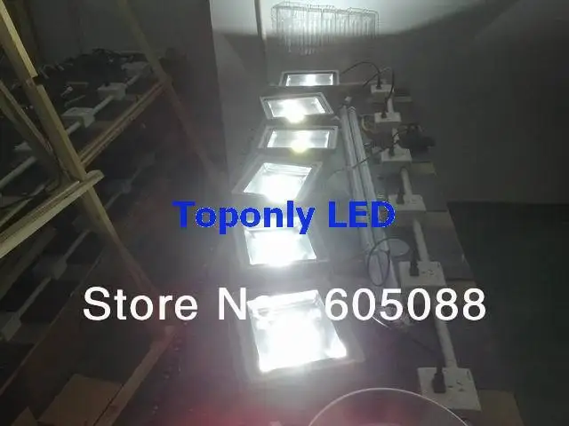 

30w outdoor projector led,waterproof led flood light,2700-3000lm,to replace 100-150w halogen floodlight,25pcs/lot promotion!