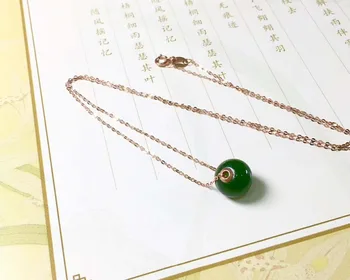 

18K gold inlaid Hetian Biyu Road Road through the clavicle chainJ21#