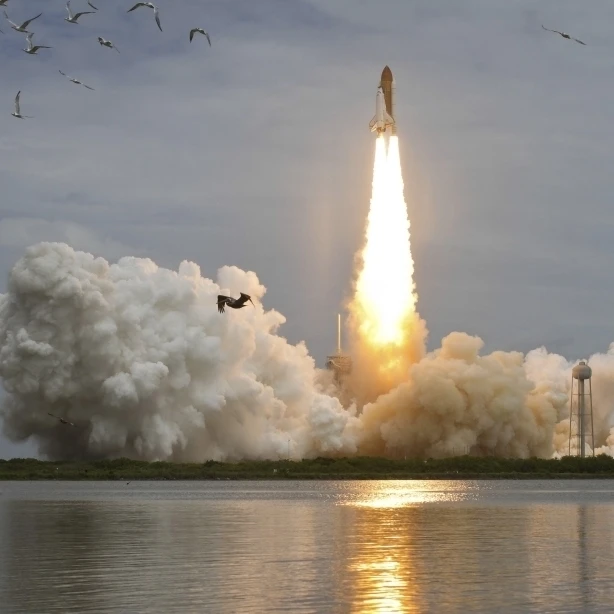 Space shuttle Atlantis lifts off from the Kennedy Space Center  Florida Poster Print (35 x 22)