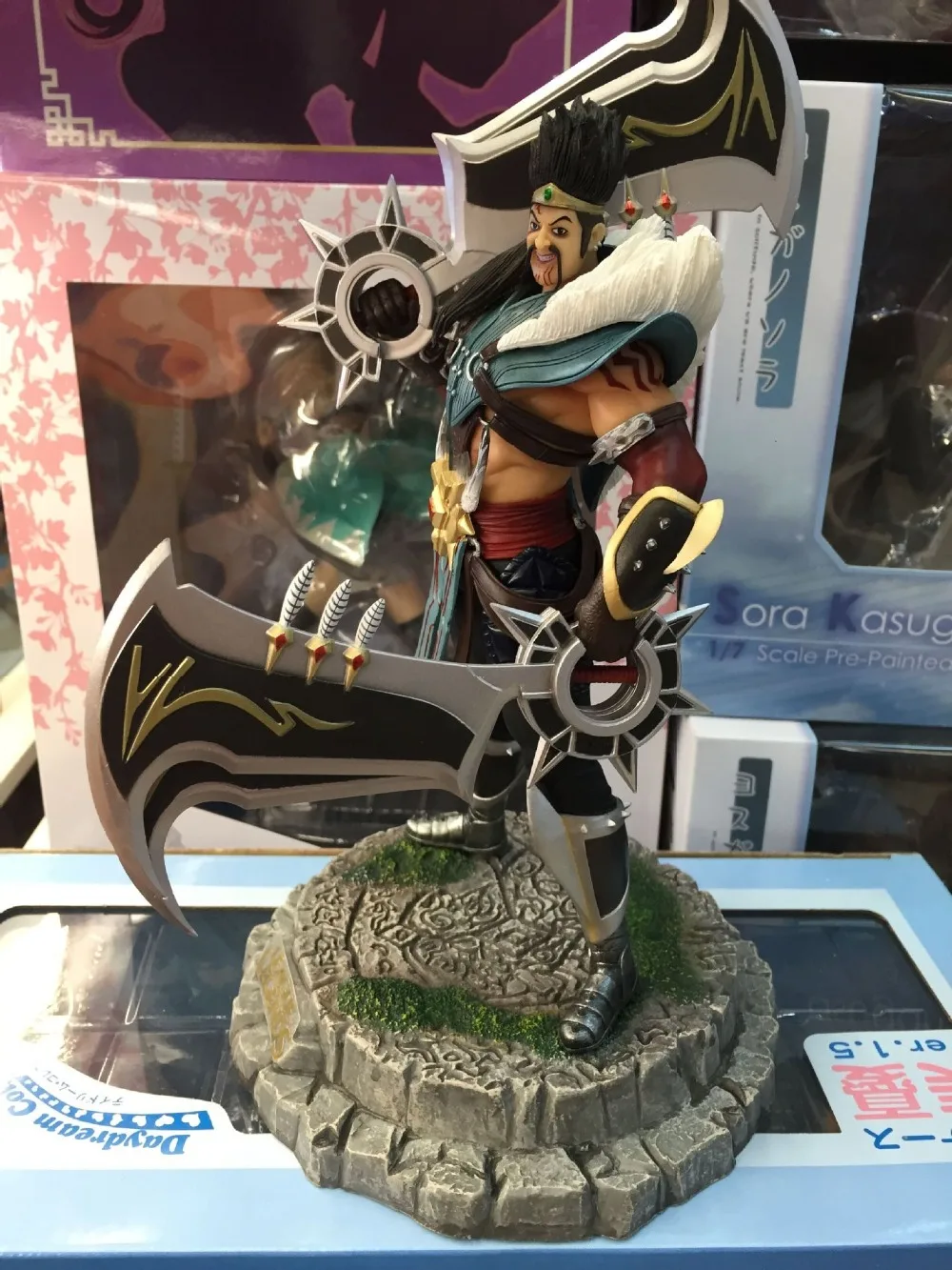 

Pack of 24pcs Game character Draven action pvc figure model tall 22cm in box via EMS.