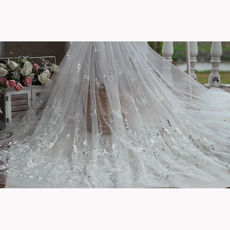 

Alencon Ivory Sequins High Quality Cord Bridal Lace Fabric High Fine Workmanship Tulle Mesh Embroidered Wedding Lace Decoration