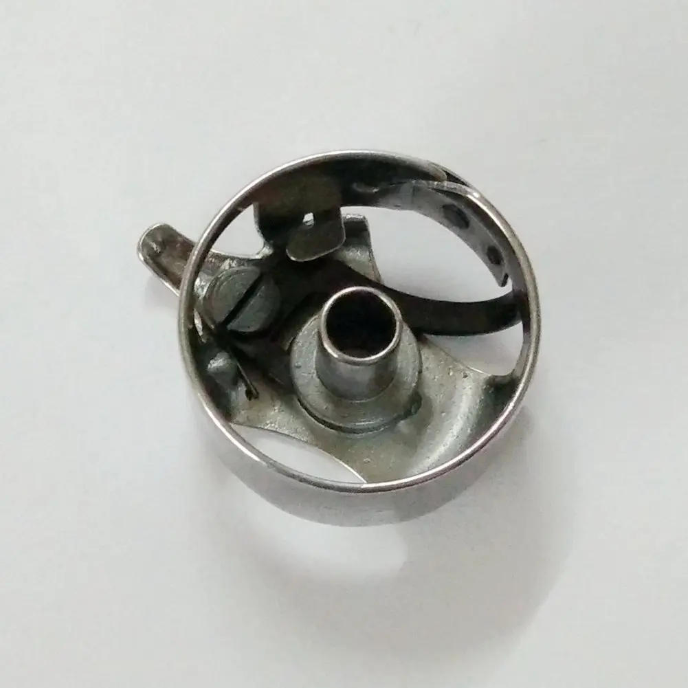 BOBBIN CASE VIKING HUSQVARNA 100,150,190,990,1020,1070,3300,3320,5430 4011530in Sewing Tools