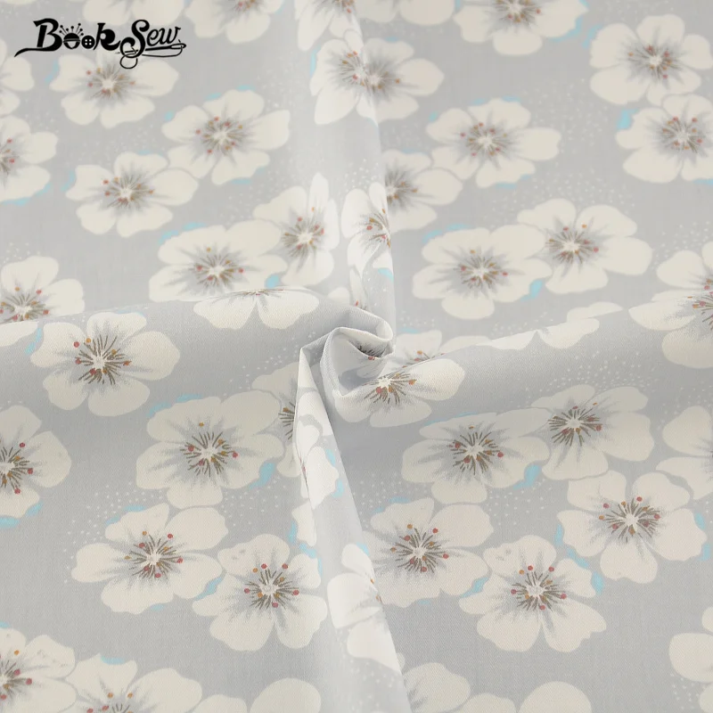 Light Grey Cotton Twill Fabric China Plum Flowers Designs Fat Quarter Home Textile Material Bed Sheet Qulting Tale