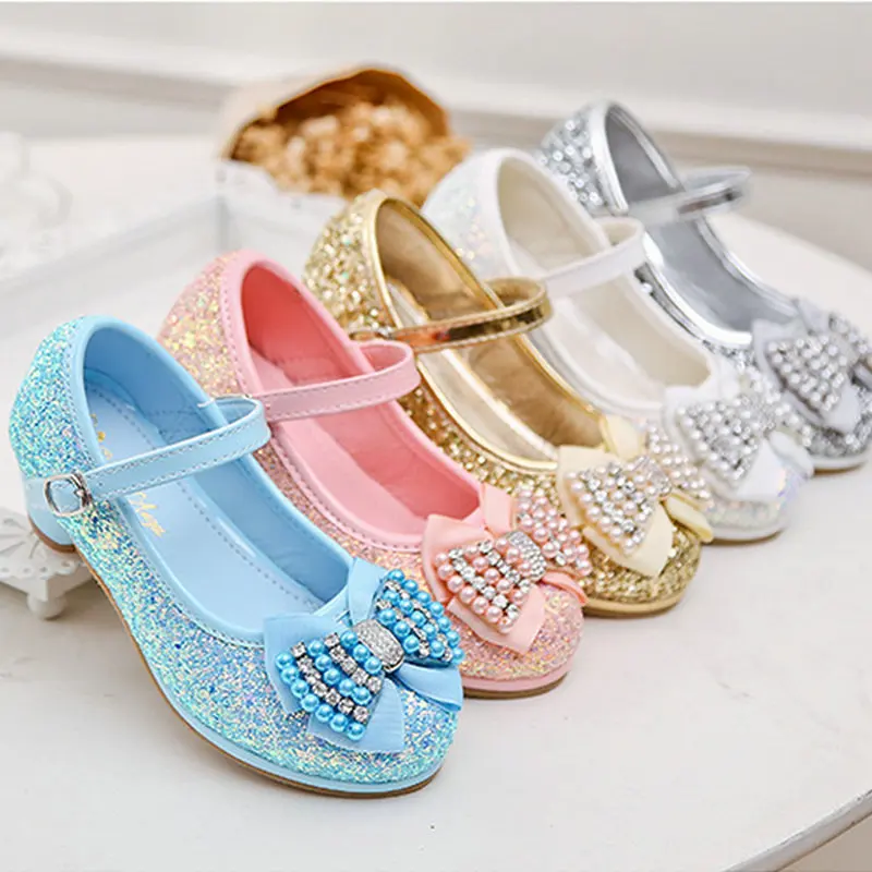 Блестящие кожаные туфли принцессы с бабочкой; обувь для девочек; кожаные туфли на высоком каблуке для малышей; детская обувь для вечеринки