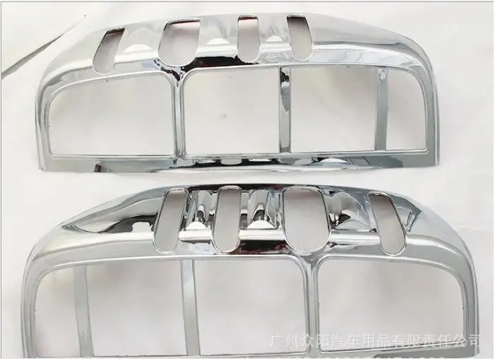 

Car Chrome 2006 Accessories Tail Light Cover Lamp Trim For Nissan Frontier Navara D40 2006-2013 Car Styling Plate Part
