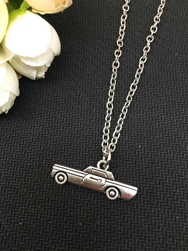 2018 / New Fashion Charm Tibet Silver Pendant Car Necklace Alloy
