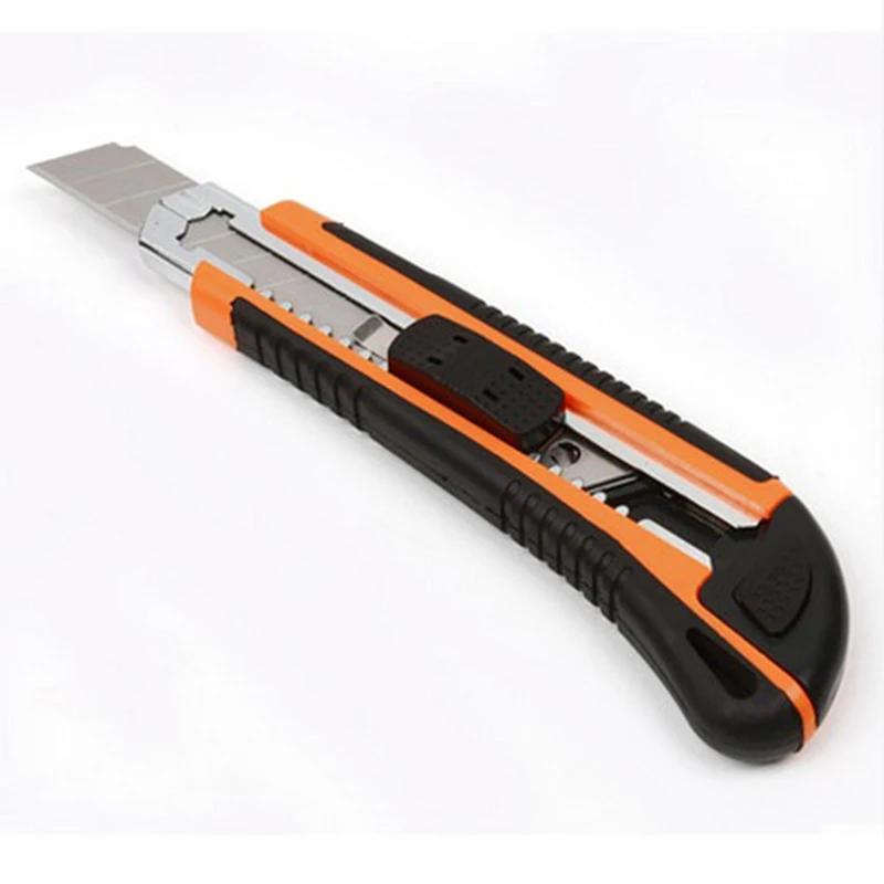 

Free shipping Three bursts of utility knife with 18mm blade cutter super sharp utility knife tool hand tools