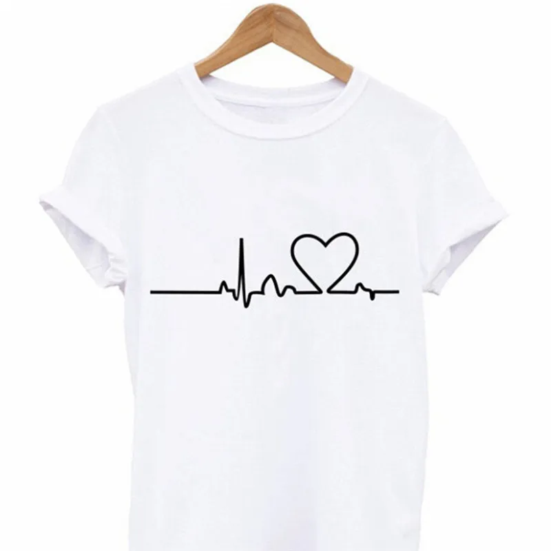 Женская футболка с коротким рукавом белая черная принтом Heartbeat Love|Футболки| |