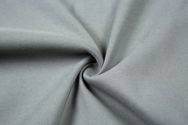 10679470266_1973477789_